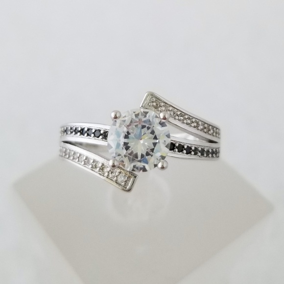 Sterling Silver Black Spinel Ring - Picture 2 of 8